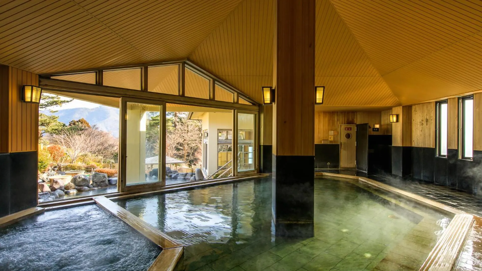 Hakone Kowakien Hotel 4*,